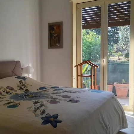 Albatros Bed & Breakfast *